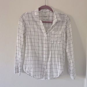 Abercrombie boyfriend white and grey plaid